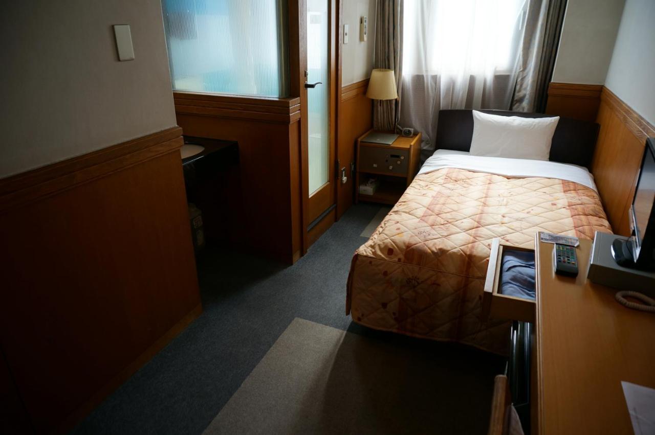 Business Hotel Crescent Tokió Kültér fotó